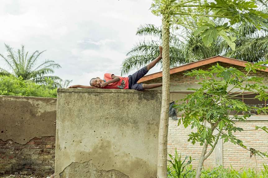 kids enjoy back cracks